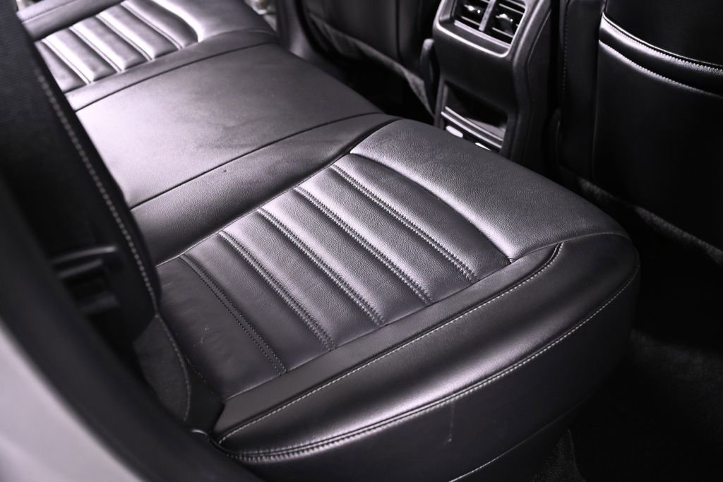 Used 2015 Ford Edge SEL w/ Equipment Group 201A image 28