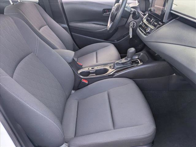 Used 2025 Toyota Corolla LE image 18