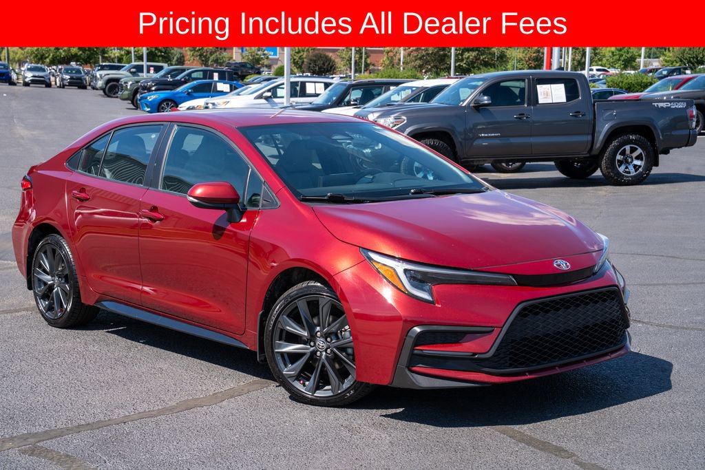 Used 2024 Toyota Corolla SE FWD image 1