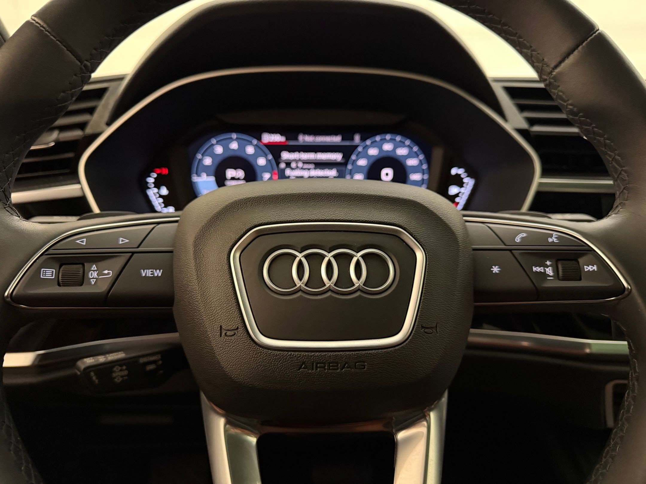 Certified 2023 Audi Q3 2.0T Premium Plus w/ Premium Plus Package AWD/4WD image 18