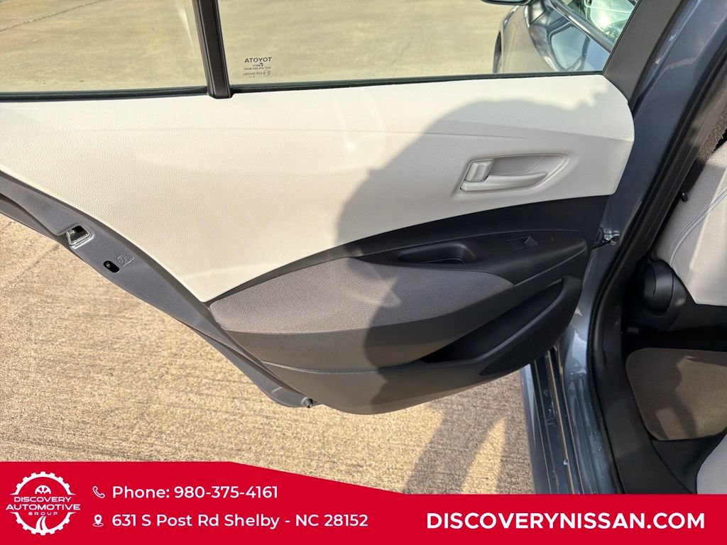 Used 2026 Toyota Corolla LE FWD image 26