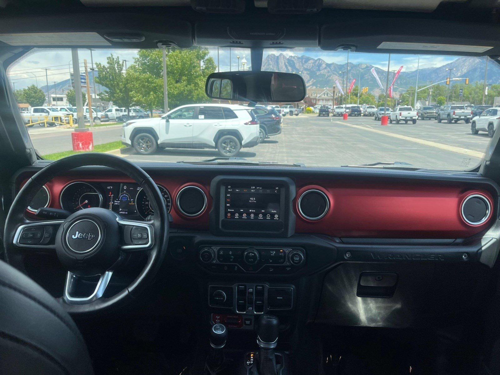 Used 2018 Jeep Wrangler Unlimited Rubicon w/ LED Lighting Group AWD/4WD image 25