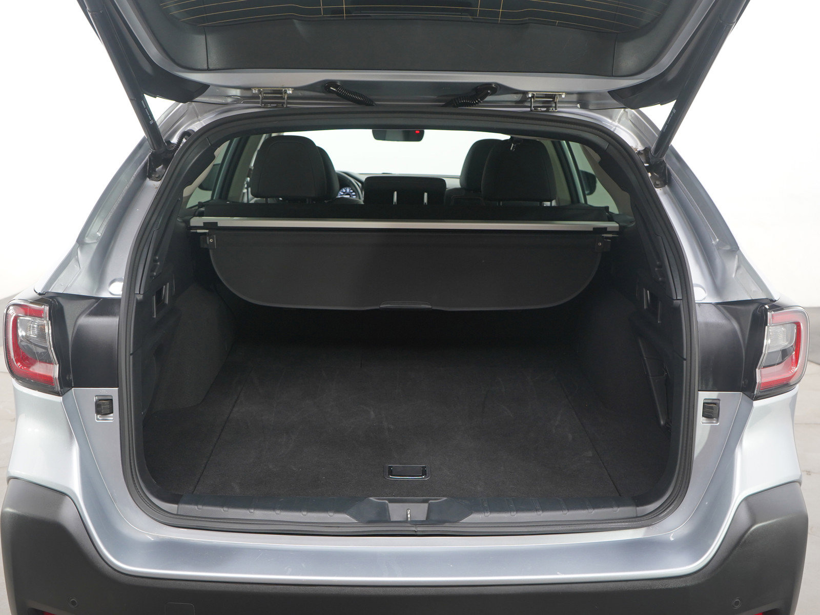 Used 2025 Subaru Outback Onyx Edition AWD/4WD image 9