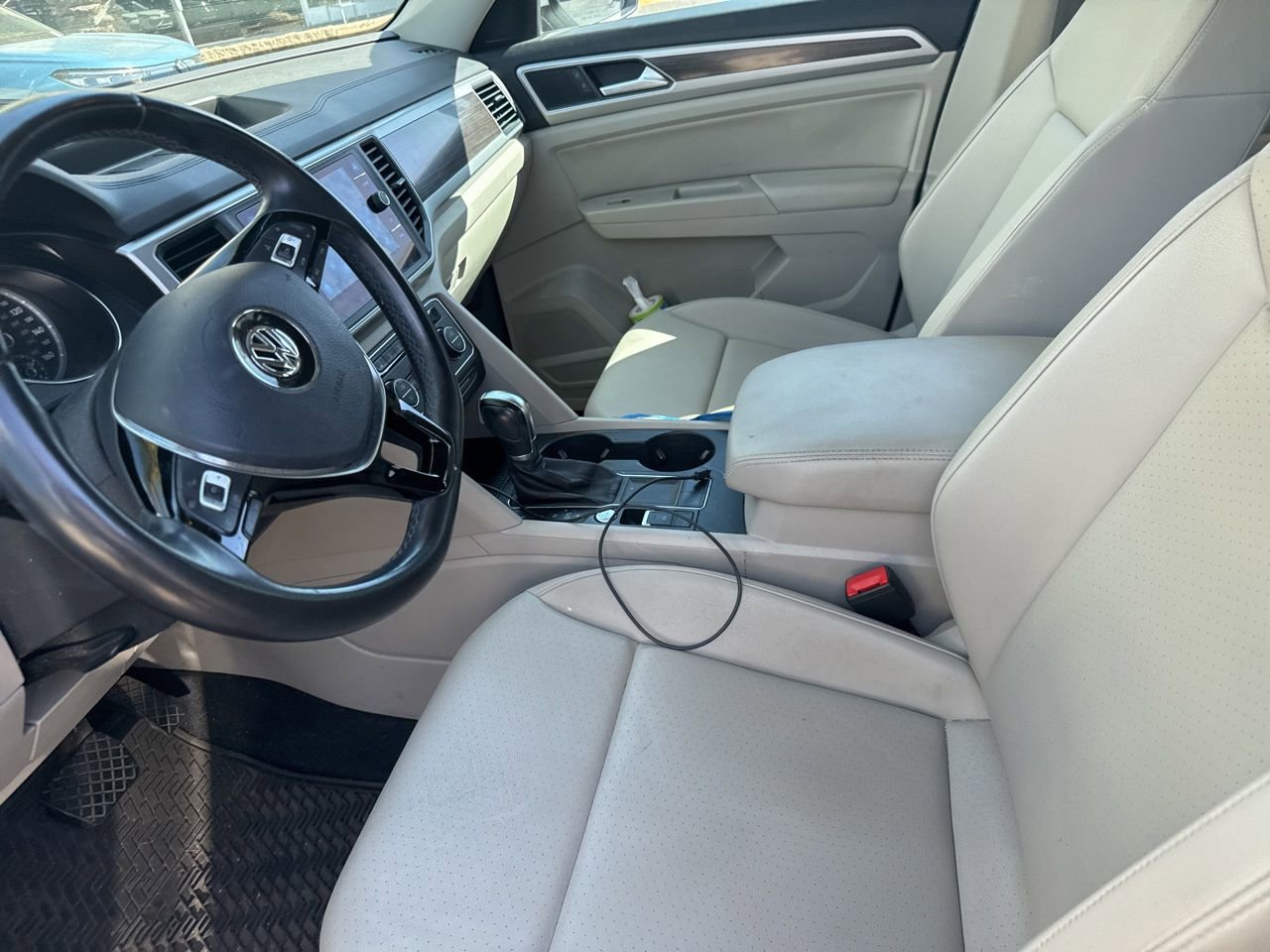 Used 2019 Volkswagen Atlas SE FWD image 3