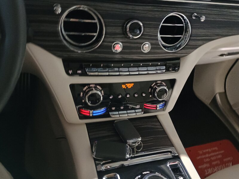 Used 2021 Rolls-Royce Ghost AWD/4WD image 31