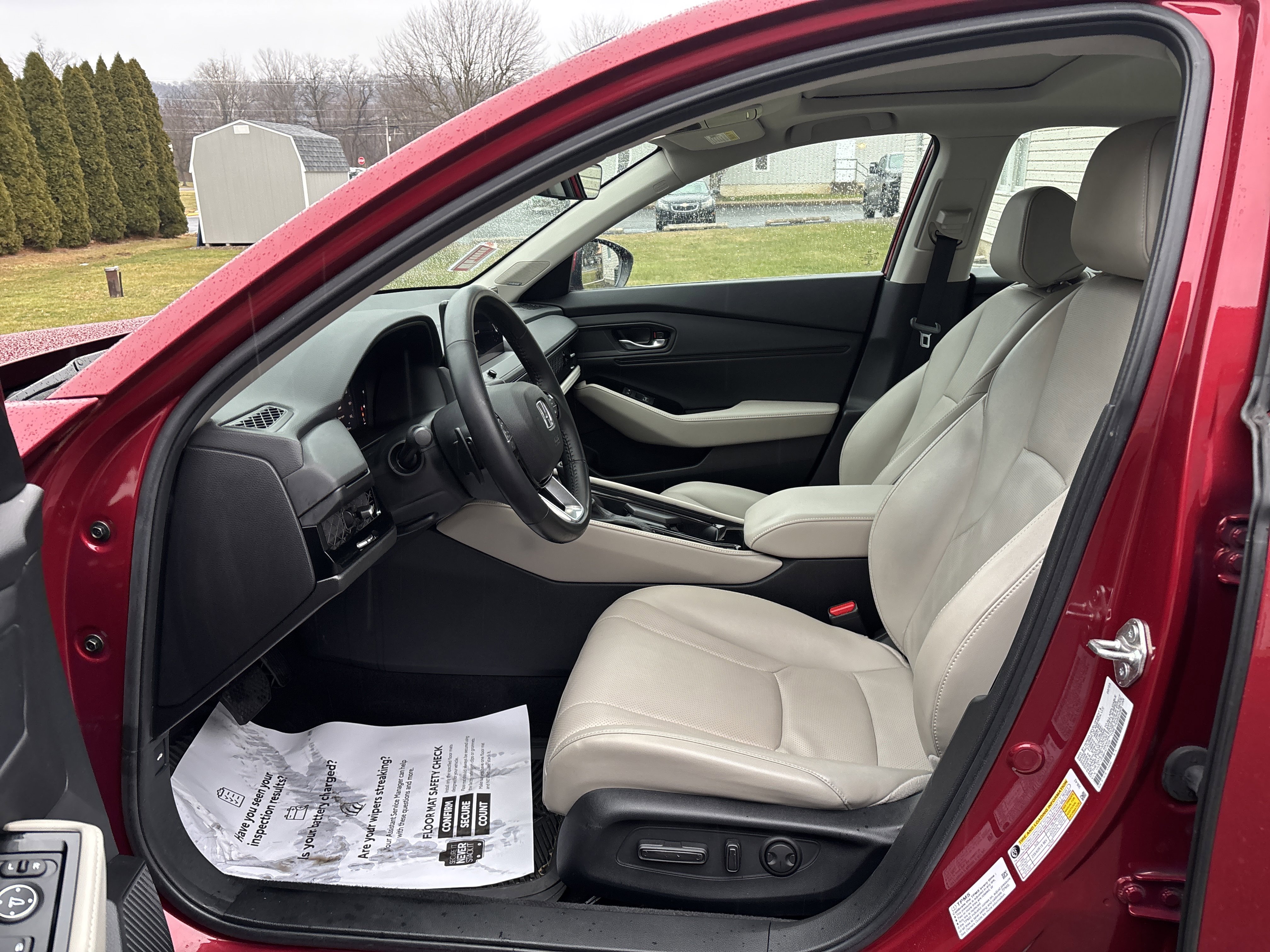 Used 2023 Honda Accord Touring image 13