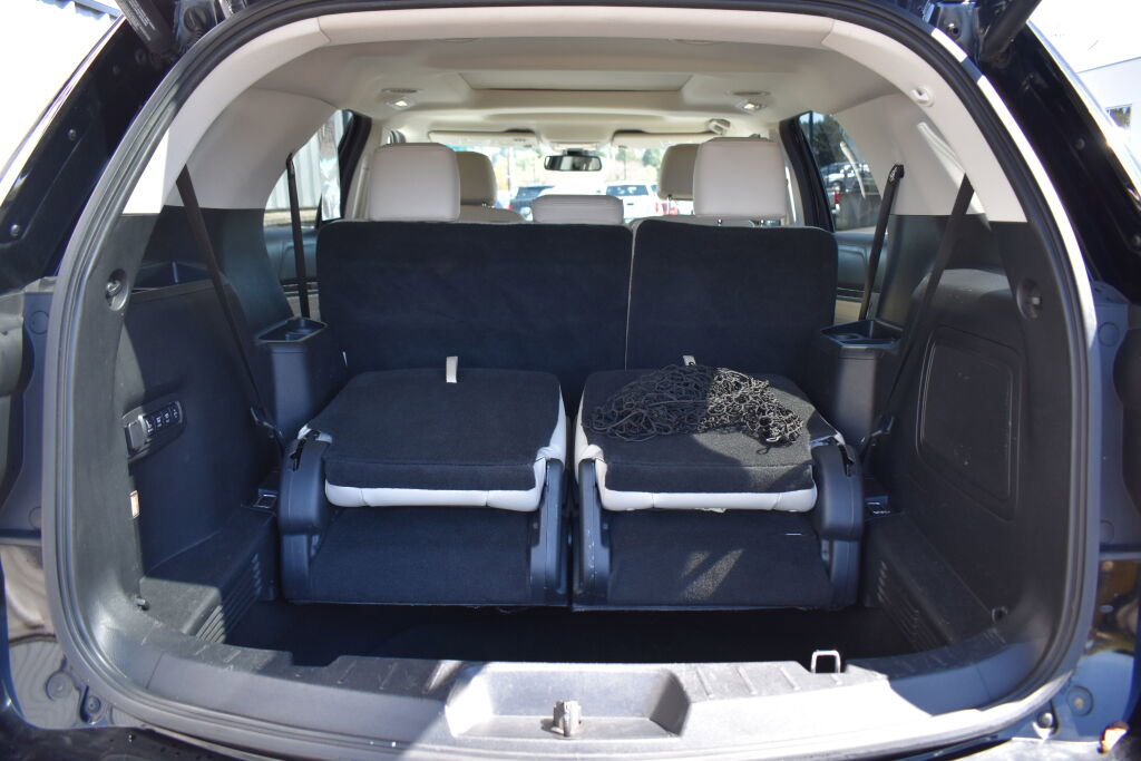 Used 2016 Ford Explorer Platinum AWD/4WD image 21