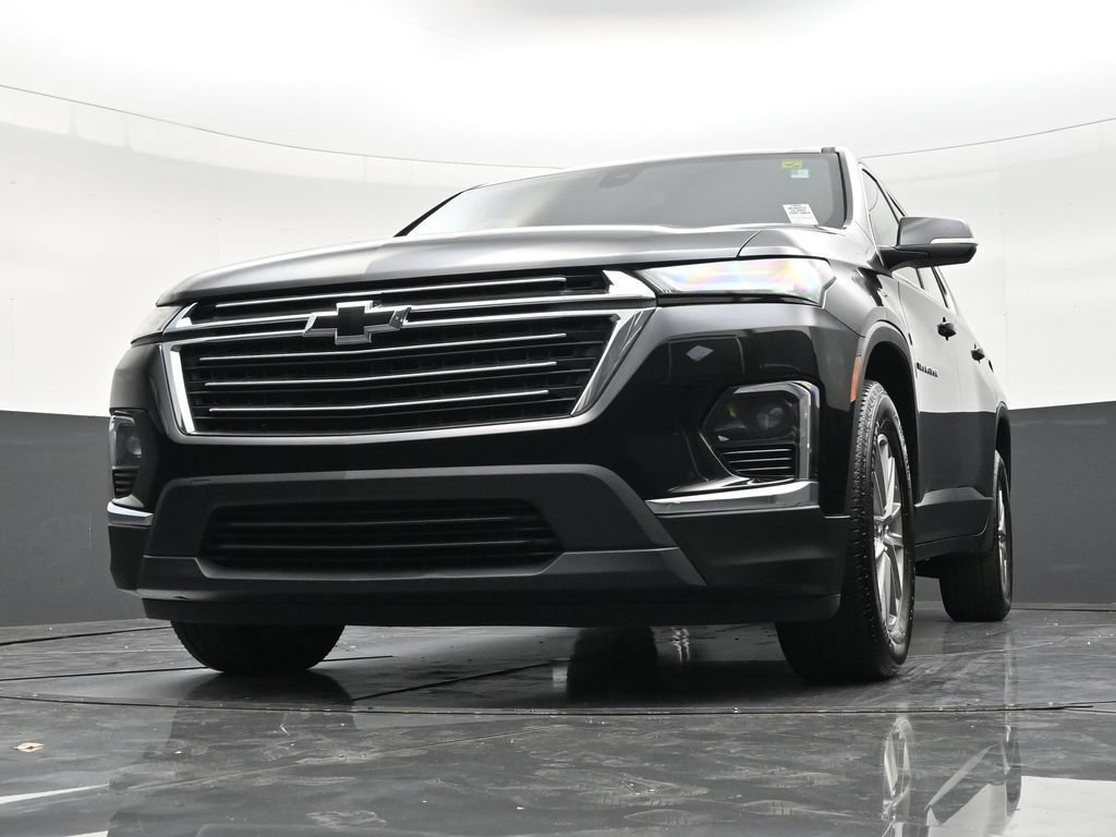 Used 2024 Chevrolet Traverse LT FWD image 24