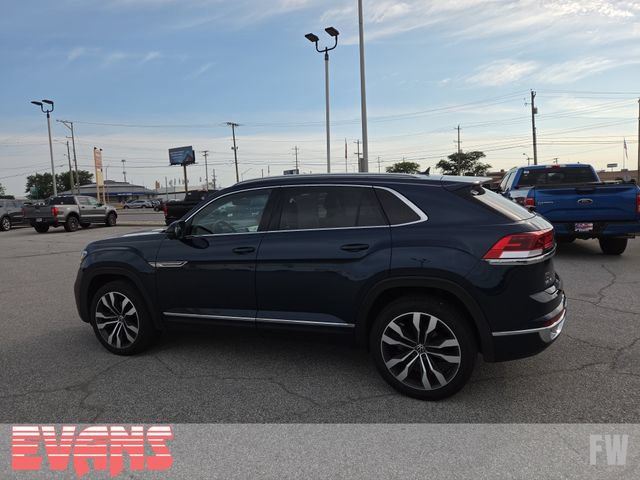 Used 2022 Volkswagen Atlas Cross Sport SEL Premium R-Line AWD/4WD image 26