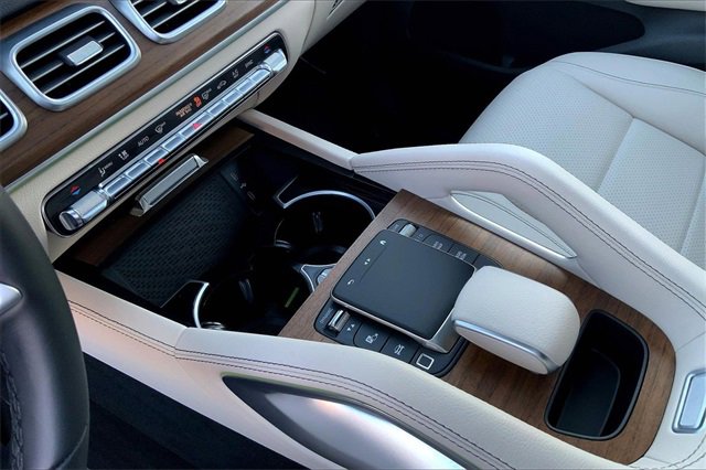 Used 2025 Mercedes-Benz GLE 350 4MATIC image 13