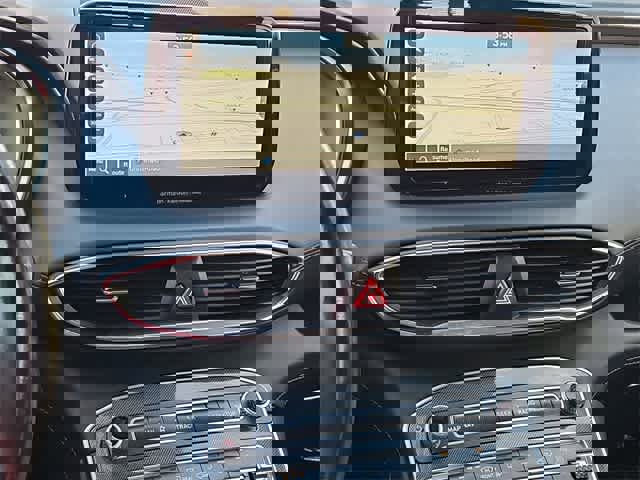 Certified 2022 Hyundai Santa Fe Limited image 28