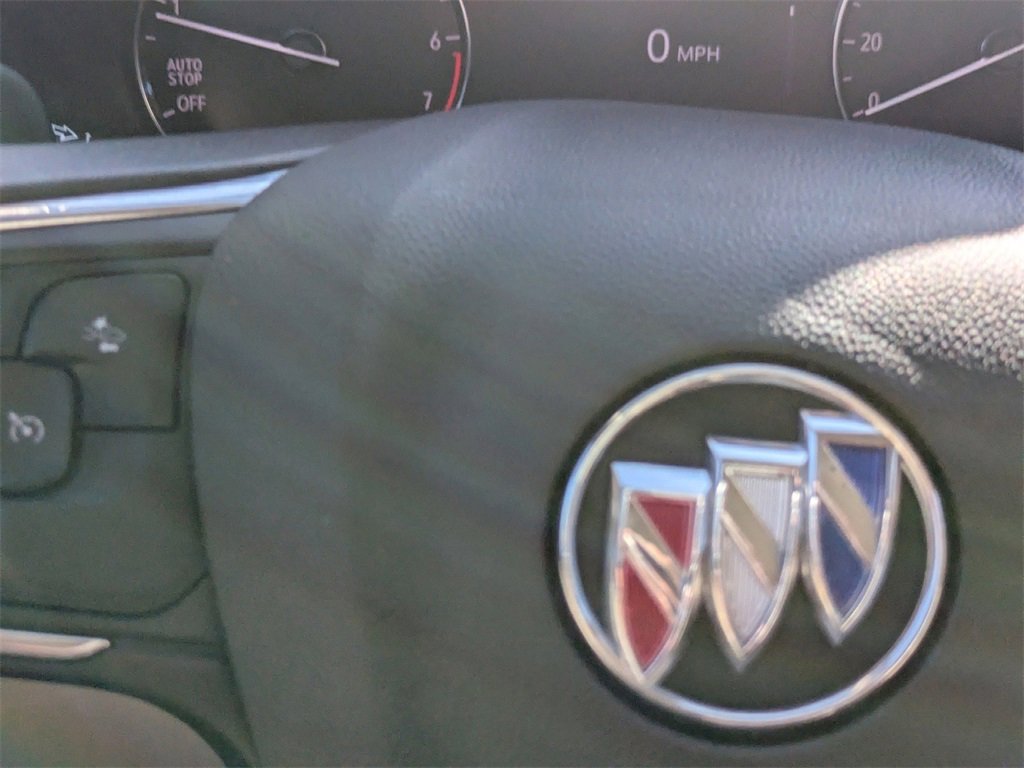 Used 2023 Buick Envision Preferred image 31