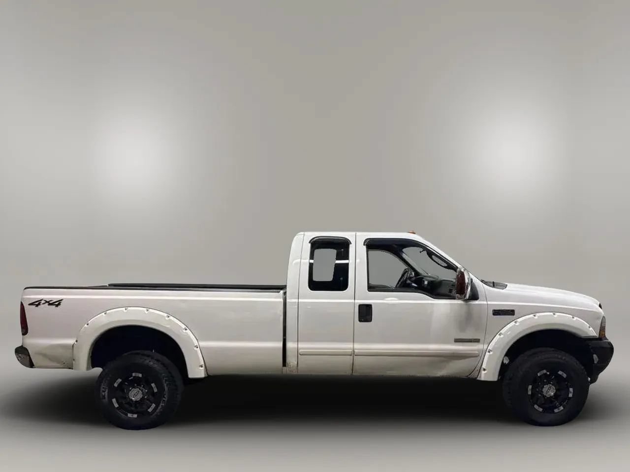 Used 2003 Ford F250 XL AWD/4WD image 2