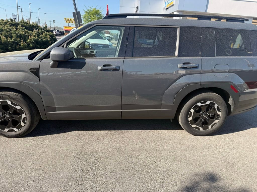 Used 2025 Hyundai Santa Fe SEL image 3