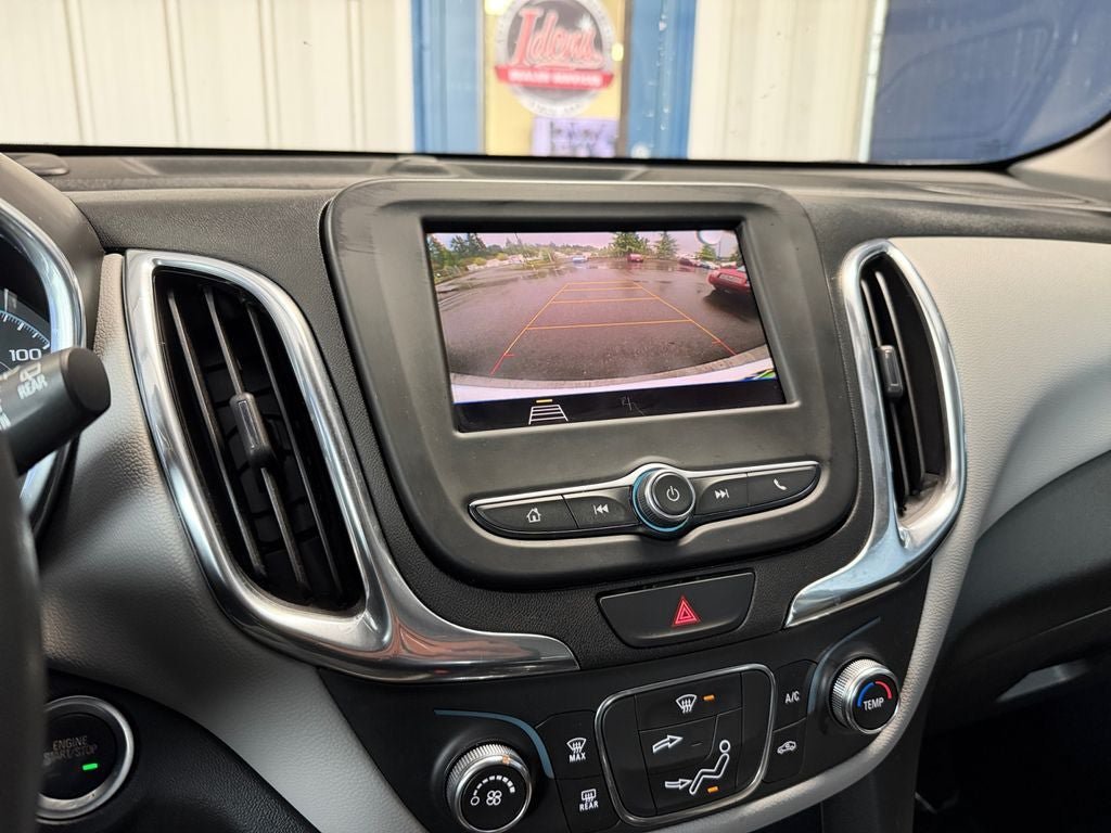 Used 2020 Chevrolet Equinox LS AWD/4WD image 17