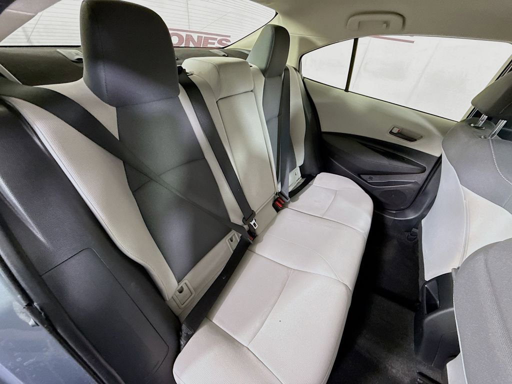 Certified 2022 Toyota Corolla LE image 28
