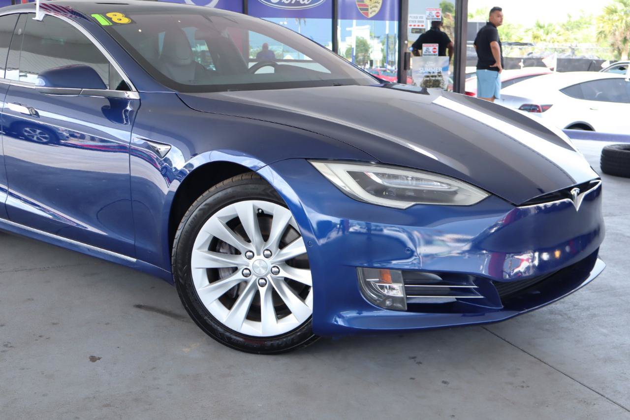 Used 2018 Tesla Model S 100D AWD/4WD image 2