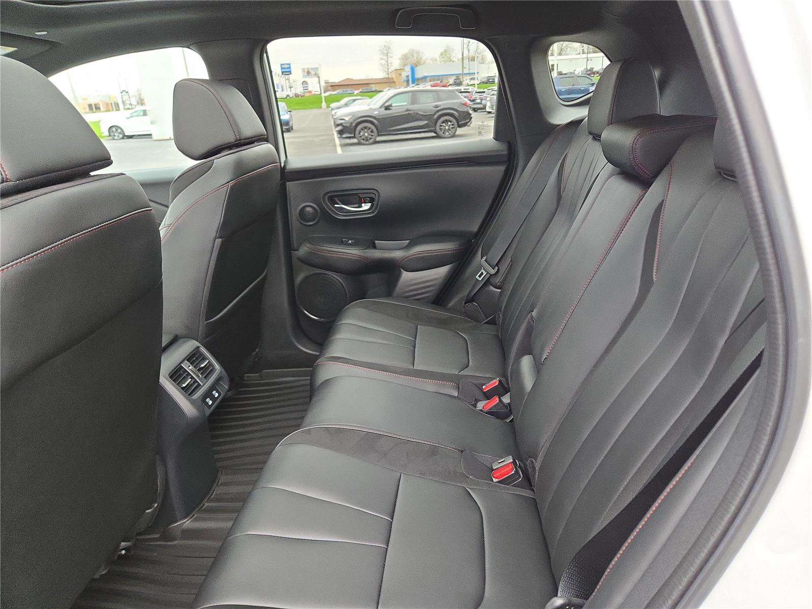 Certified 2025 Acura ADX A-Spec image 21