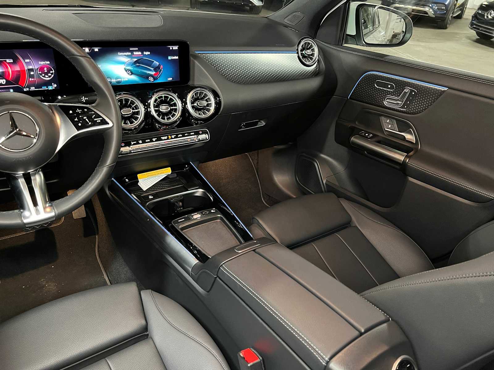 Used 2026 Mercedes-Benz GLA 250 4MATIC image 37