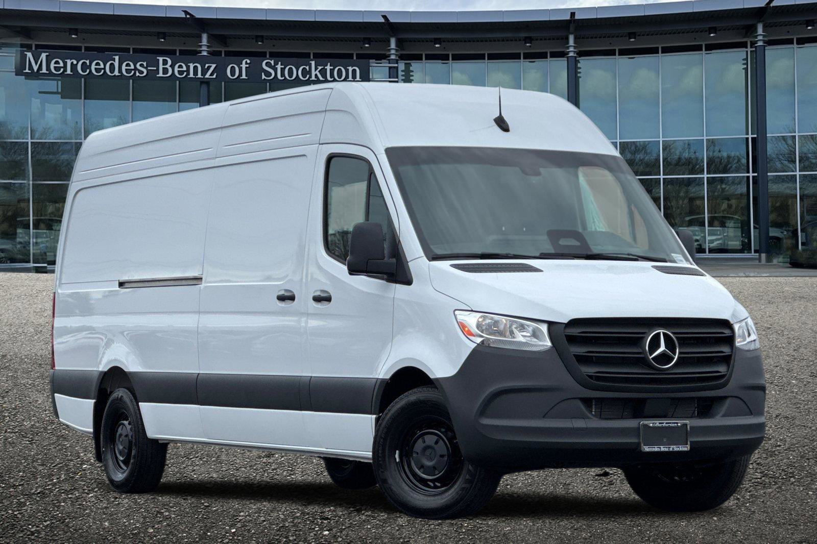 New 2026 Mercedes-Benz Sprinter 2500 video 2