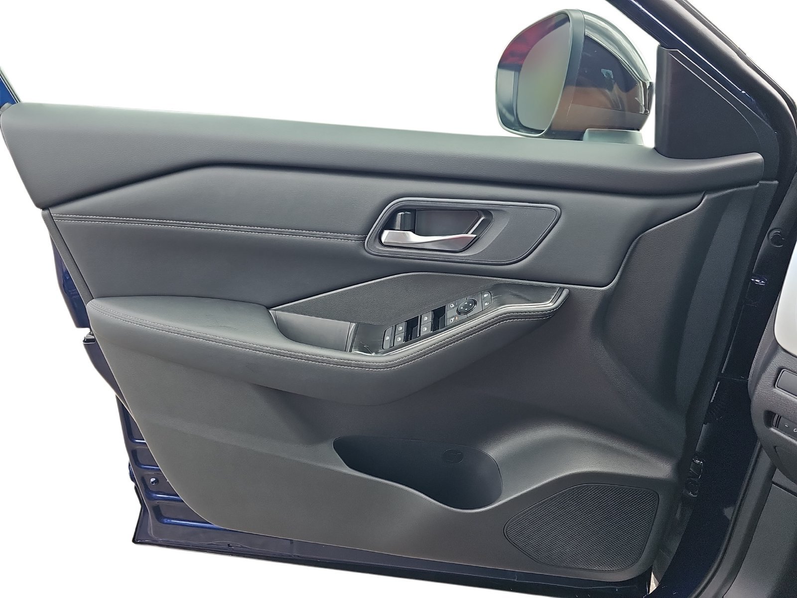 New 2027 Nissan Rogue Dark Armor FWD image 26