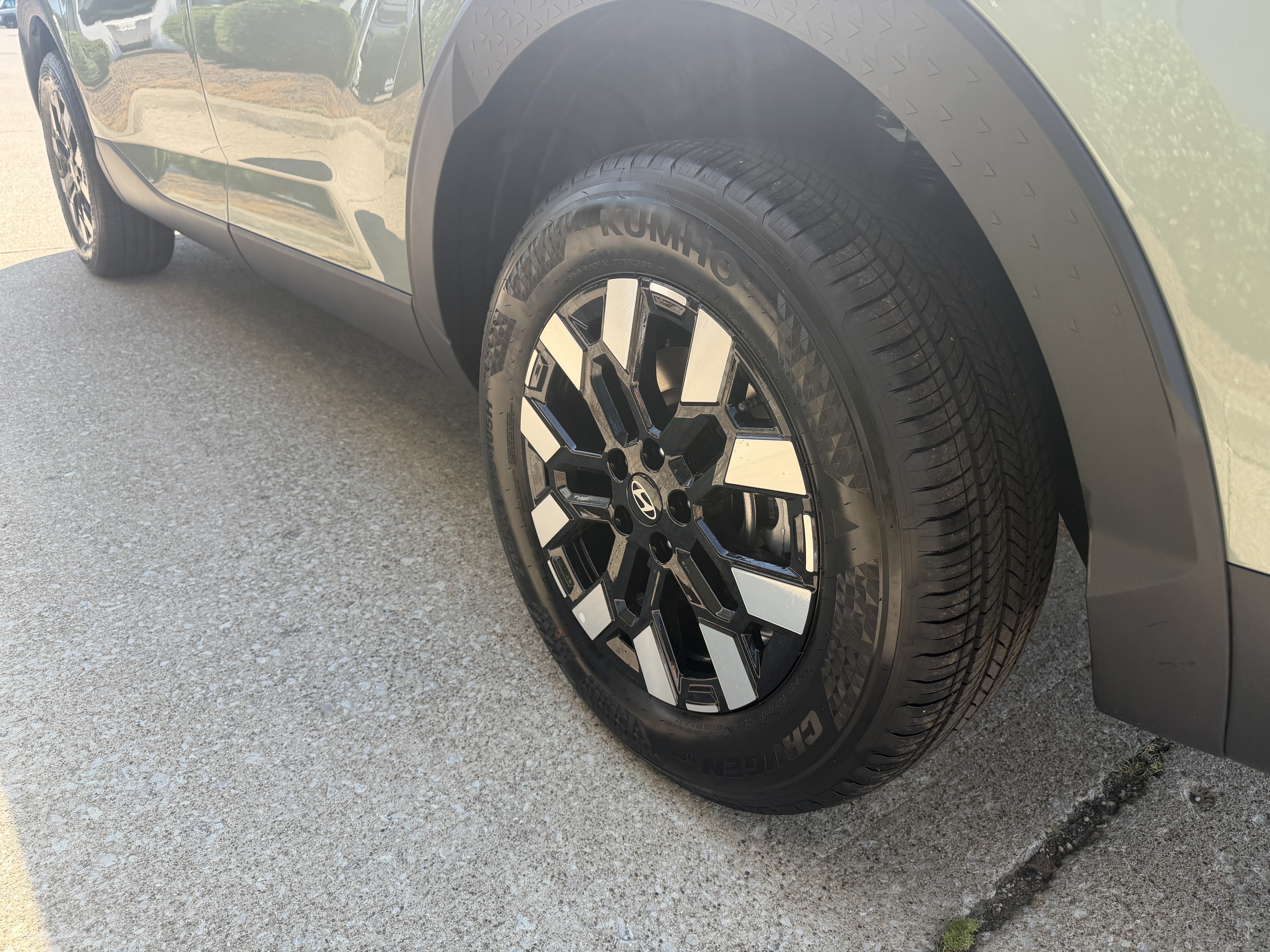 New 2027 Hyundai Santa Cruz SE AWD/4WD image 12