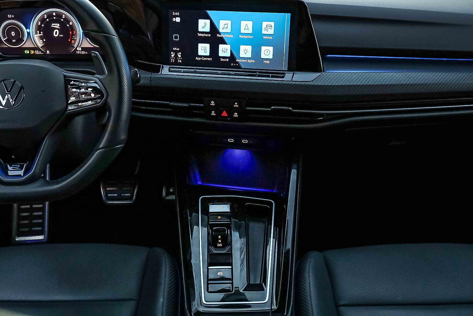 Used 2024 Volkswagen Golf R image 11