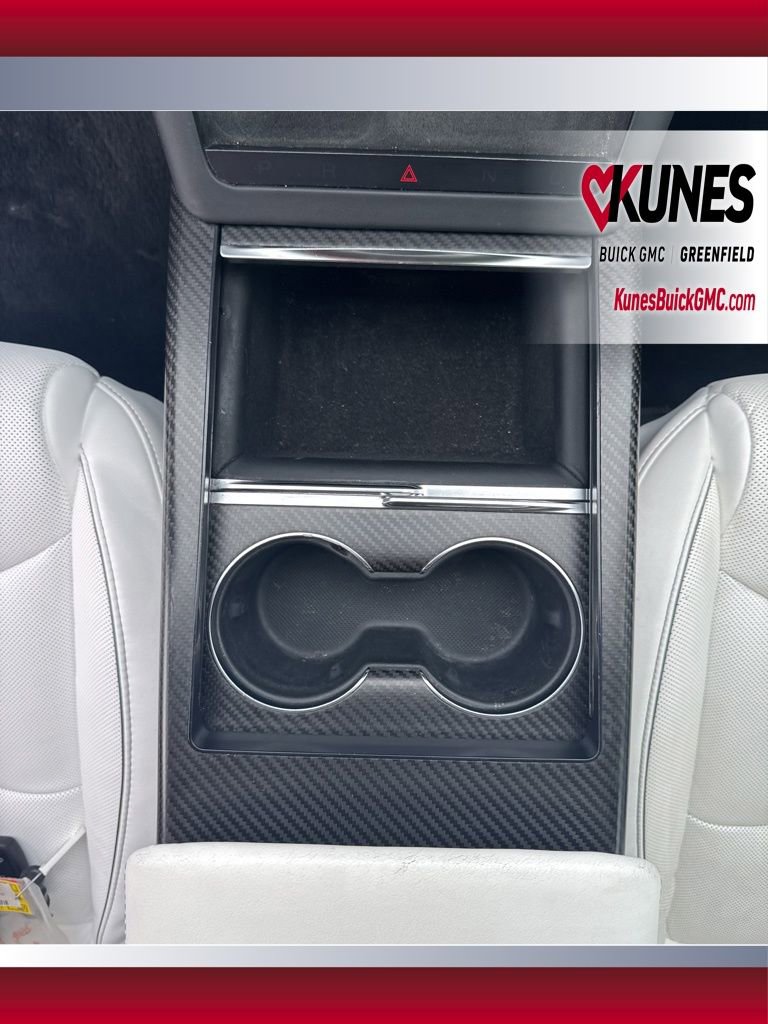 Used 2022 Tesla Model S Plaid image 28