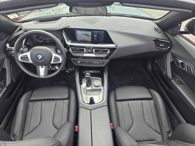 Used 2023 BMW Z4 M40i w/ Premium Package RWD image 24