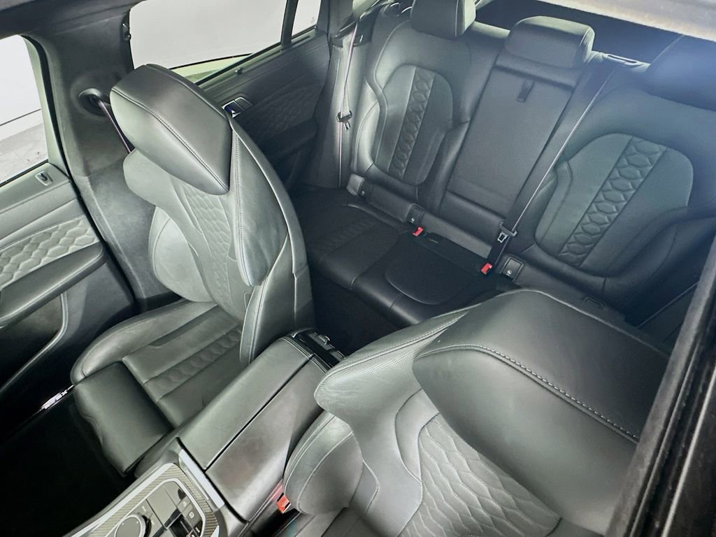 Used 2021 BMW X6 M w/ Competition Package image 22