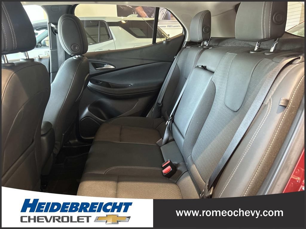 Used 2023 Buick Encore GX Select w/ Sport Touring Package FWD image 12