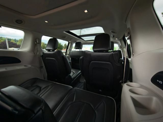 Used 2021 Chrysler Pacifica Limited FWD image 55