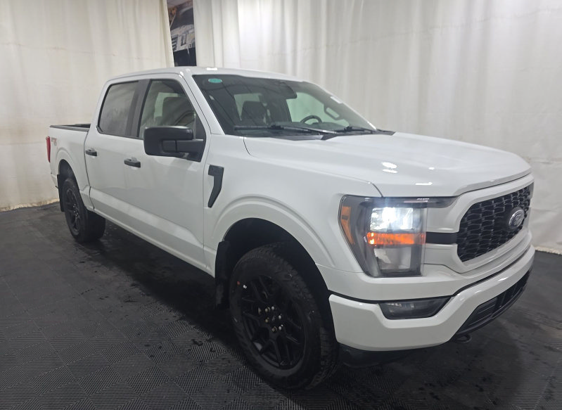 Used 2023 Ford F150 XL w/ Trailer Tow Package AWD/4WD image 4