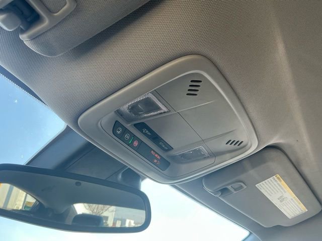 Used 2024 Chevrolet Malibu LT image 30