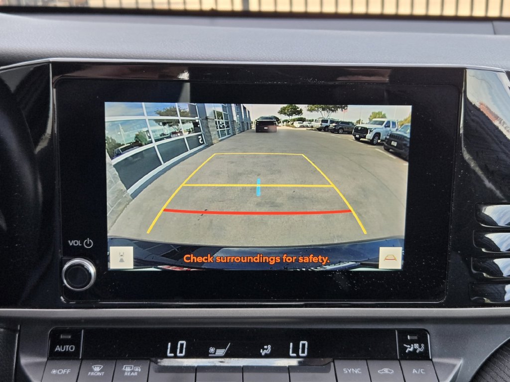 Used 2025 Toyota Camry SE FWD image 16