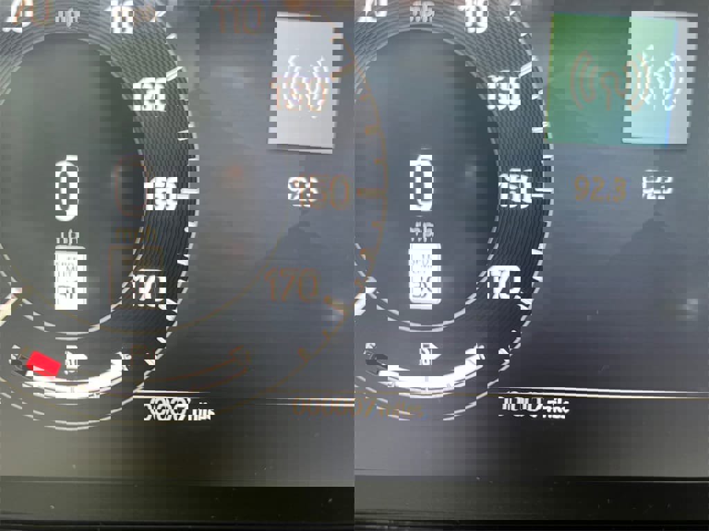 Used 2025 Land Rover Discovery Sport S AWD/4WD image 19