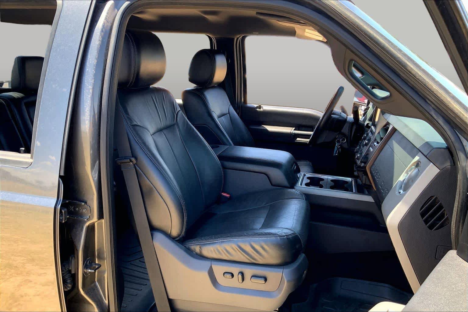 Used 2015 Ford F250 Lariat AWD/4WD image 9