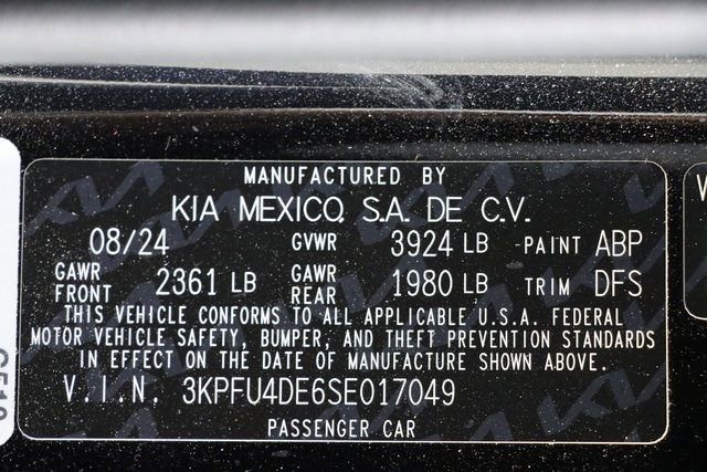 Certified 2025 Kia K4 EX image 34