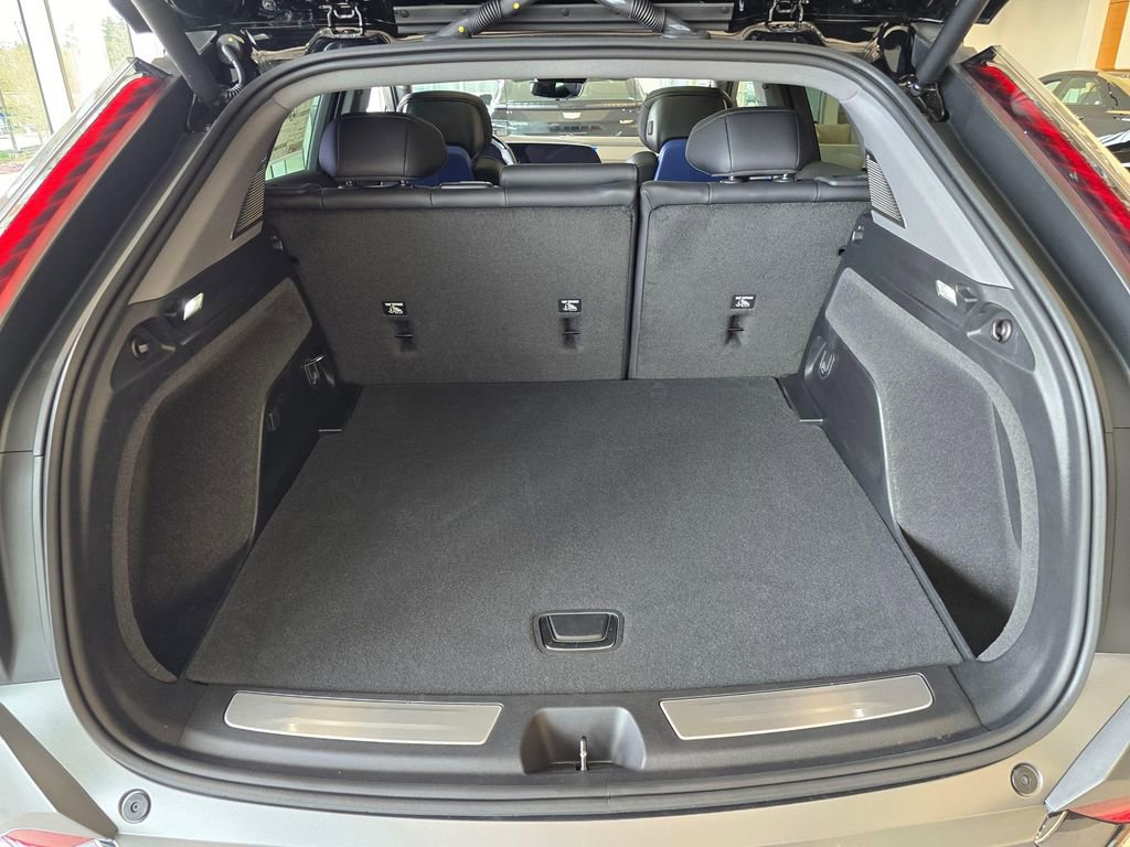 New 2026 Cadillac Optiq V w/ Magnus Launch Edition AWD/4WD image 14