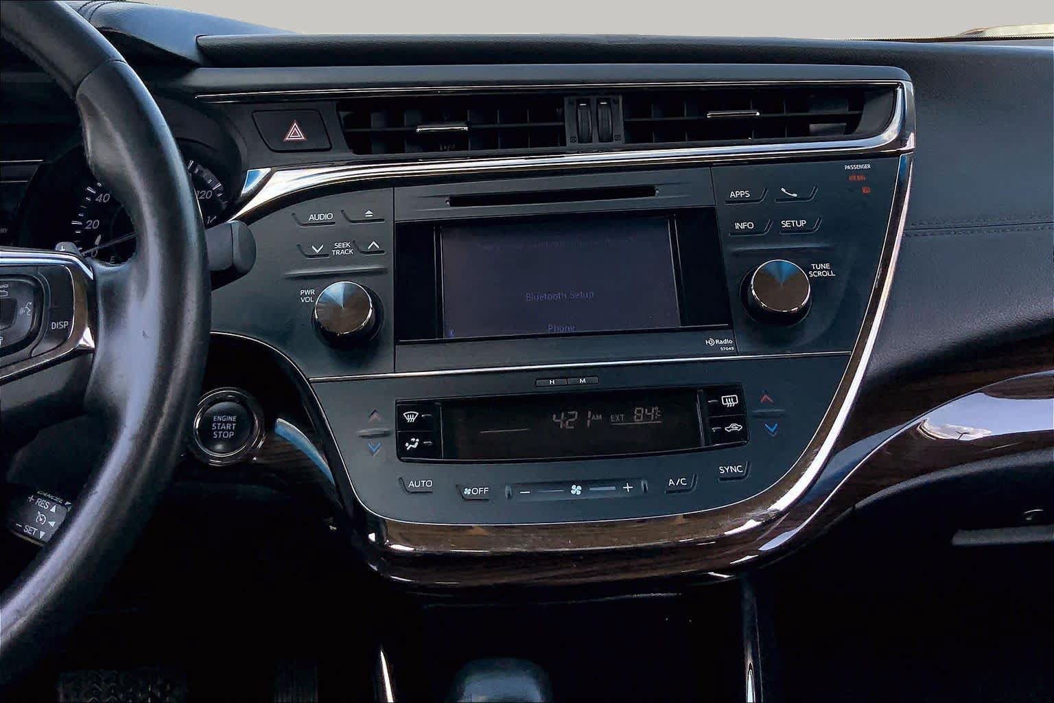 Used 2013 Toyota Avalon XLE Touring FWD image 7