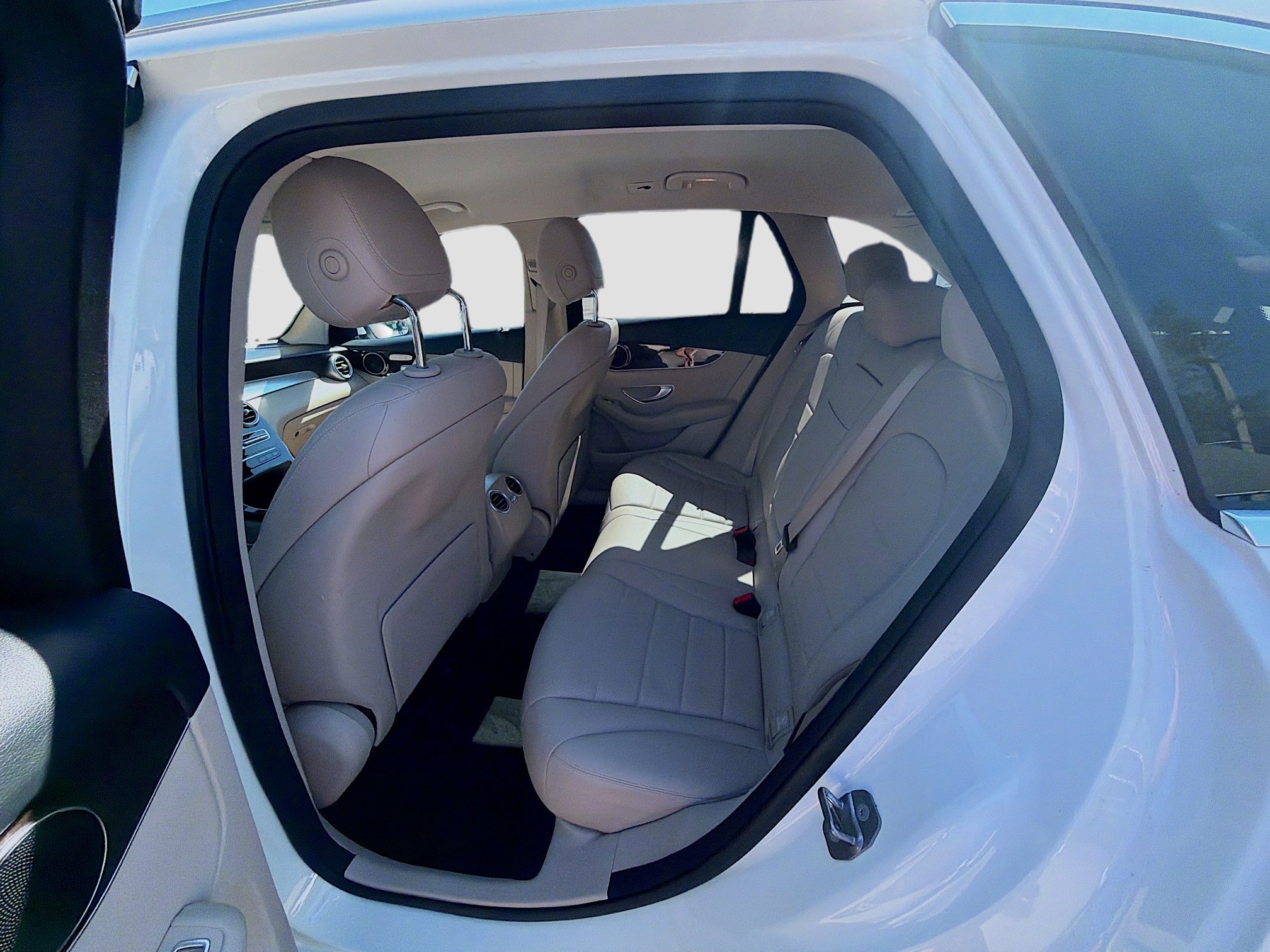 Used 2020 Mercedes-Benz GLC 300 image 23