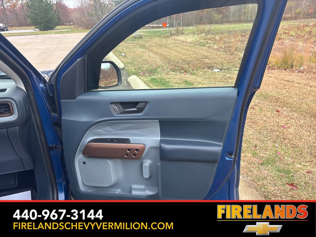 Used 2023 Ford Maverick Lariat w/ Lariat Luxury Package image 35