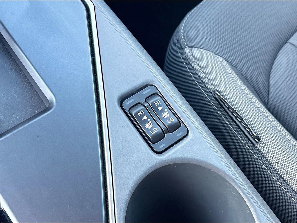 Used 2025 Subaru Crosstrek 2.0i Premium image 19