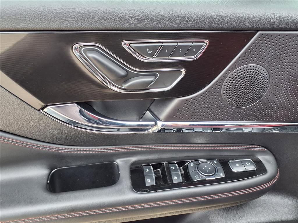 Certified 2024 Lincoln Corsair Reserve FWD image 21