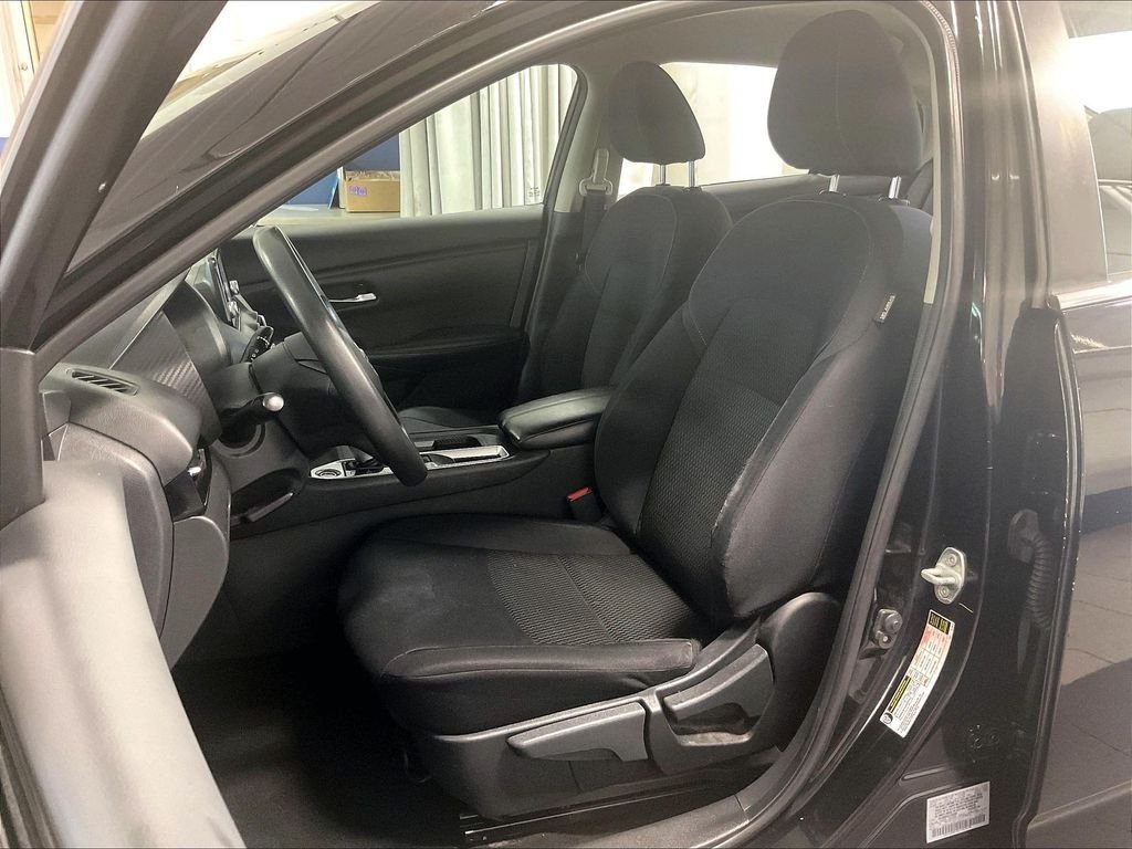Used 2020 Nissan Sentra S w/ Lighting Package FWD image 10