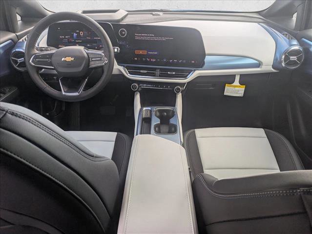 New 2026 Chevrolet Equinox EV LT image 17