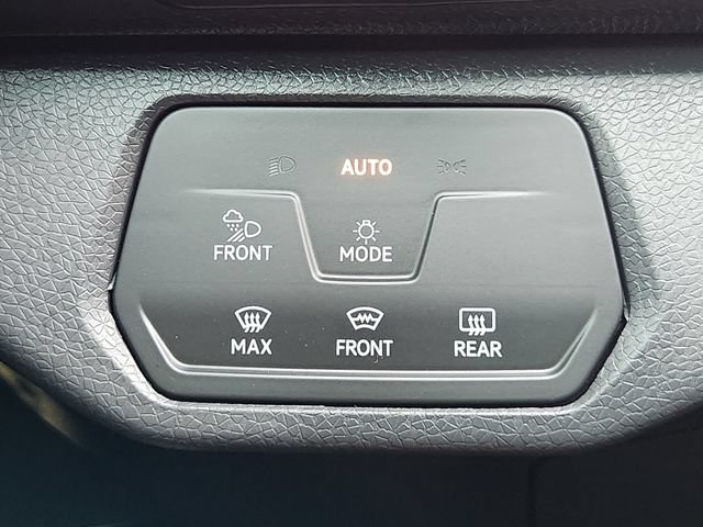 Certified 2025 Volkswagen ID.4 Pro S AWD/4WD image 20
