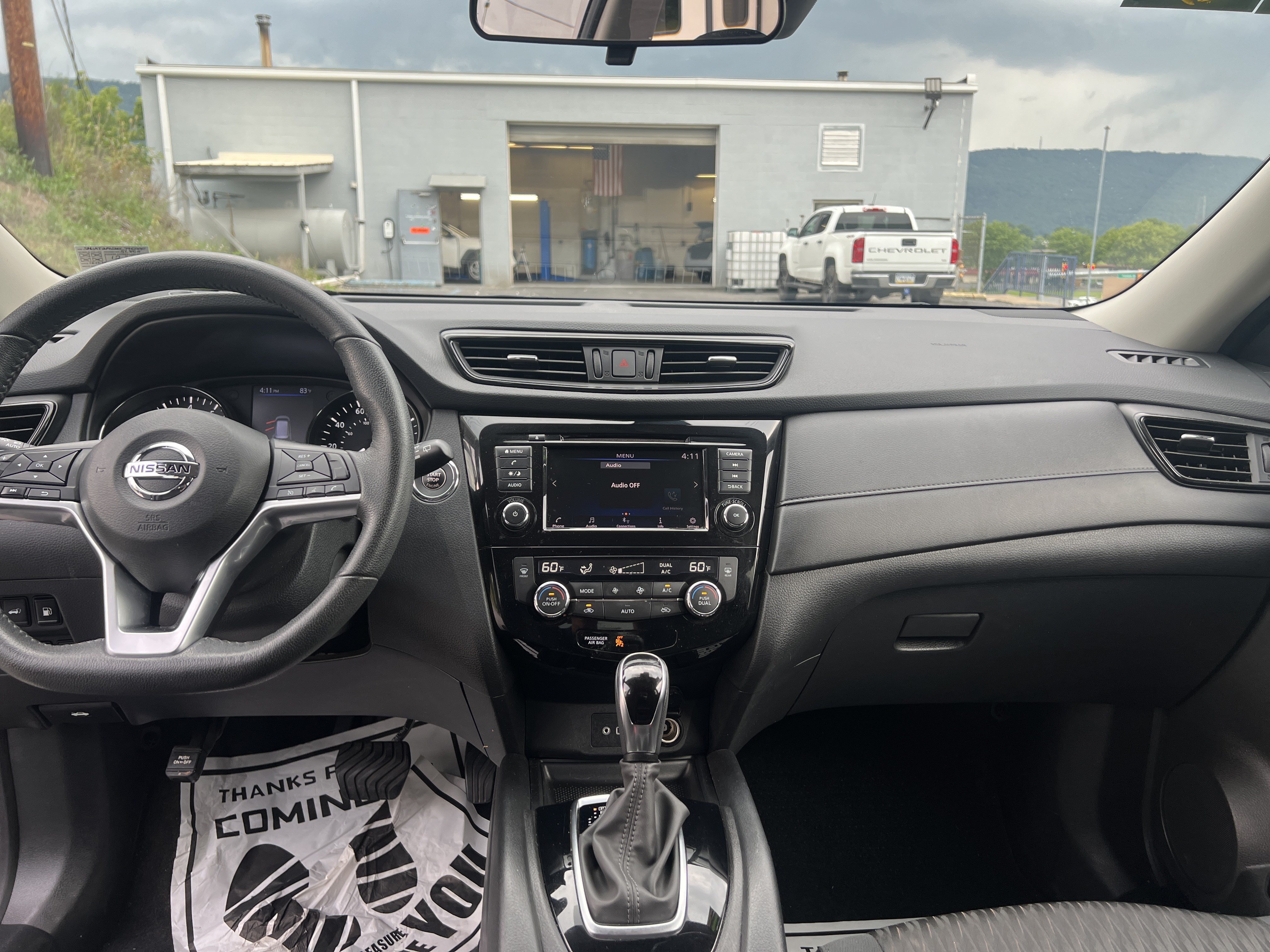 Used 2019 Nissan Rogue SV AWD/4WD image 14