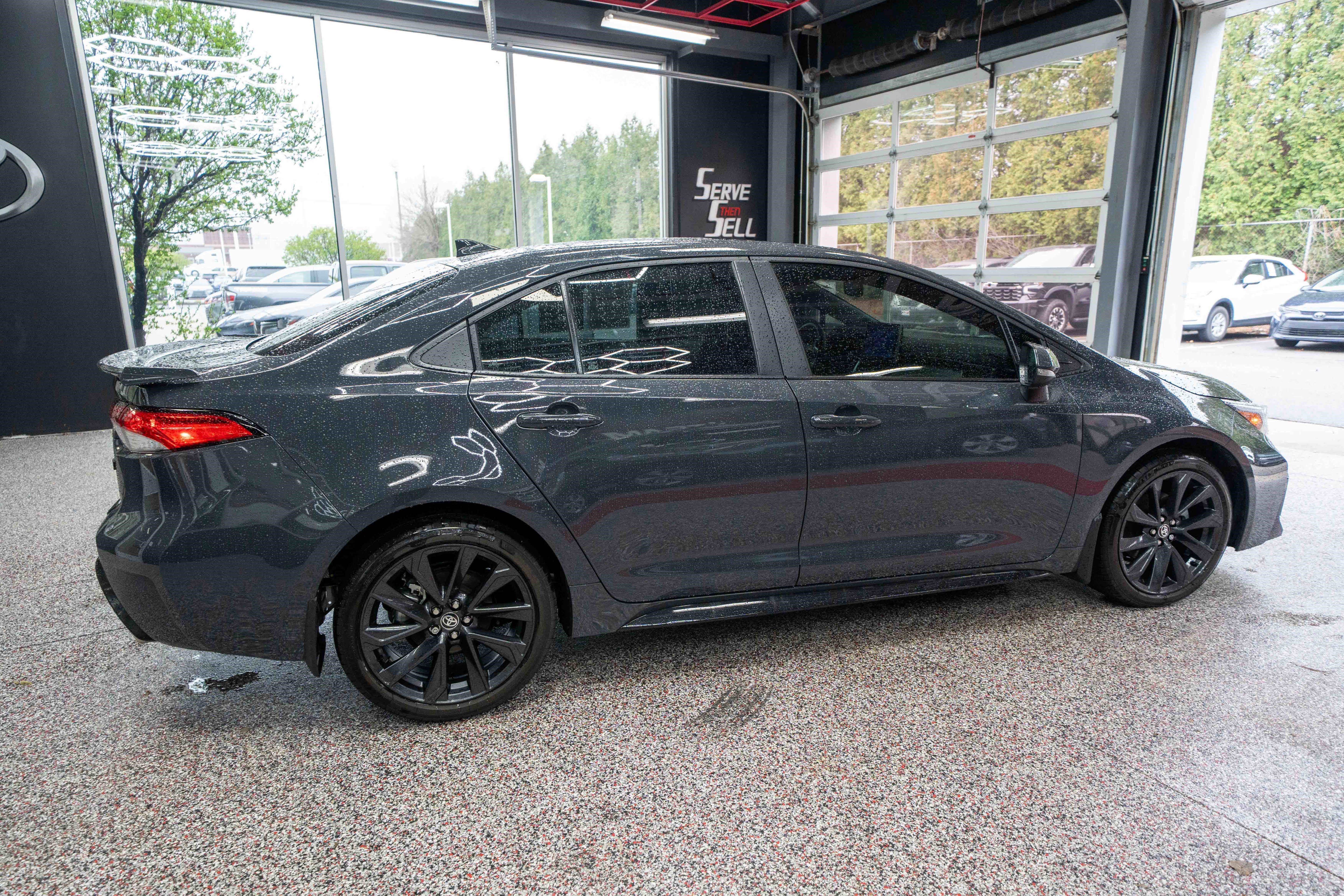 Certified 2025 Toyota Corolla SE w/ SE Premium Package image 5