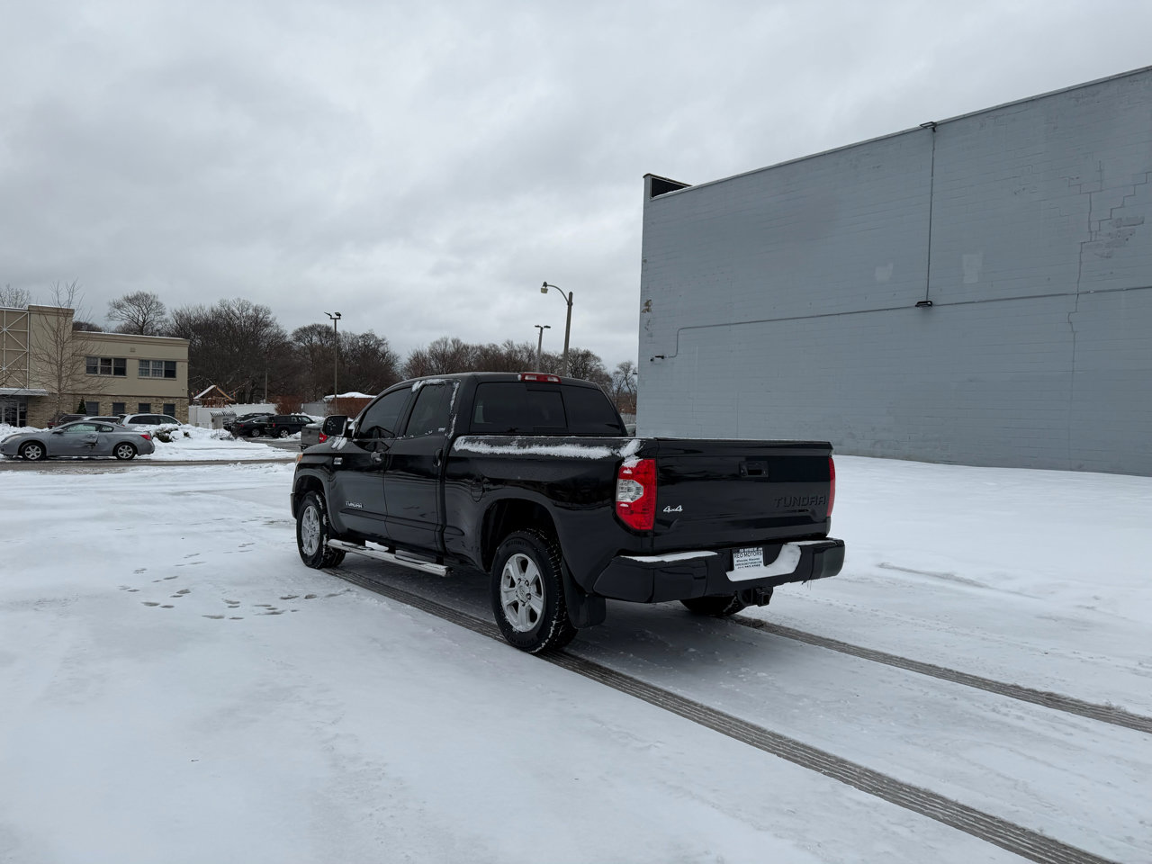 Used 2016 Toyota Tundra SR5 image 5